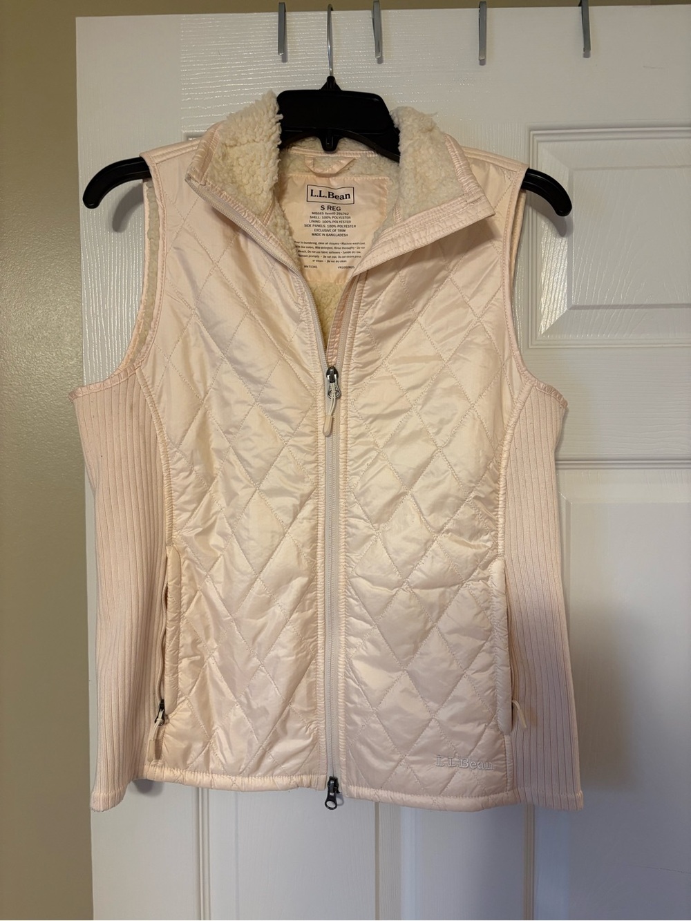 L.L. Bean Quilted Pale Pink Women's Vest with Fleece Collar